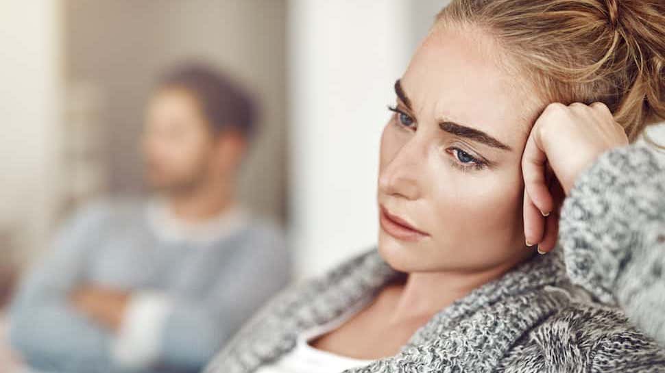 Чи викликає розлад деперсоналізації/дереалізації зловживання наркотиками чи алкоголем?